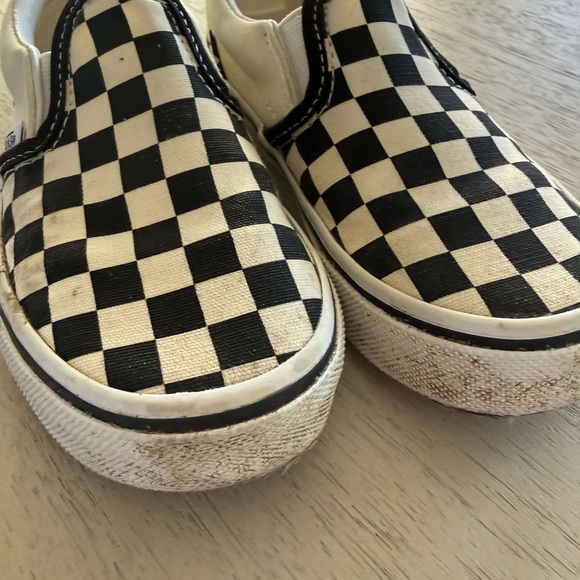 Vans Kids Black and White Checkered Sneakers - Picture 2 of 5